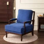 كرسي منفرد يتميز بالرقي و اللمسة الريفية