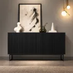 بوفيه مودرن أسود بأبواب مخططة وتصميم فاخر